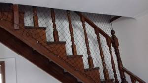 Dá para instalar redes de proteção em escadas?