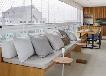 Instalação profissional de rede de proteção em apartamento