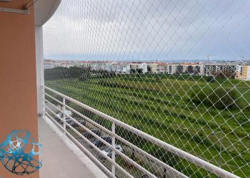 Rede de segurança Protect4You instalada para proteção infantil