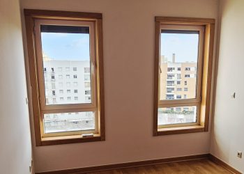 Segurança em escadas em Lisboa - redes de proteção instaladas